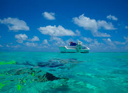 Belize barrier reef, coral reef that is second in size after the great barrier reef of australia and is the largest of its kind in the northern and western hemispheres. Belize Barrier Reef