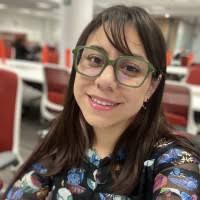 50+ perfiles de «Erendira Romero»