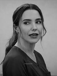 Teddy and Cass: A Heartwarming Lesbian Couple in Grey's Anatomy