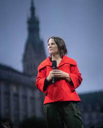 Annalena baerbock ist die grüne kanzlerkandidatin zur bundestagswahl 2021. Annalena Baerbock Home Facebook