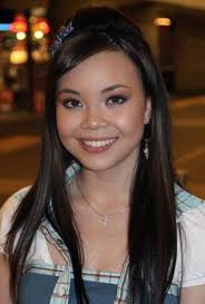 HANNAH MONTANA STAR VISITS MERMAID