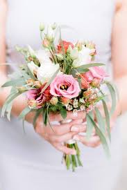 22 petite wedding bouquets that make a big statement. 42 Prettiest Small Wedding Bouquets To Have And To Hold Blumenstrauss Hochzeit Hochzeit Strauss Kleiner Blumenstrauss