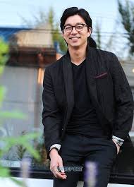 そして メガネ男子コン ユ コンユ トッケビ 韓国 俳優