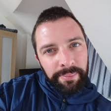 Jack C., Специалист по английской литературе и языку со степенью магистра  киноведения