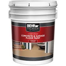 Designed specifically for the floors, this paint adheres strictly to the surface so that you forget any worries of damage to both the paint and the floor. Behr Premium 1 Part Epoxy Acrylic Concrete Garage Floor Paint White 18 9 L The Home Depot Canada