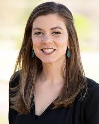 Erin Luttrell's Instagram, Twitter & Facebook