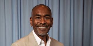 Josh Jonas's Instagram, Twitter & Facebook