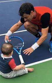 Tennis, fabio fognini in campo con polsini e fascetta arcobaleno per scusarsi con la comunità lgbtq+ il tennista di arma di taggia è tornato in campo nel master1000 di toronto. Fabio Fognini Papa E Il Tennis Fin Da Piccoli Mio Figlio Sara Piu Forte Di Noi