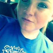 Daisy Arnold (@daizzyishere12)