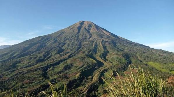 Gunung Sindoro via Alun-Alun