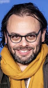 Holly Herrick's Instagram, Twitter & Facebook