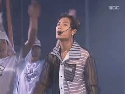 Kim jong kook (김종국) at press conference for immature bromance with dragon club 20171010. K Pop Turbo Kpop Gif Find On Gifer