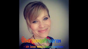 Damen ubergangsfrisuren stylen tipps inspiration von den stars. Ubergangsfrisuren Teil 1 Haare Wachsen Lassen Was Stelle Ich Damit An Youtube