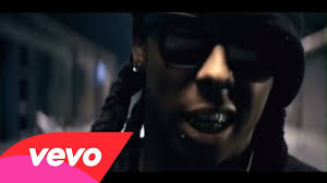 Lil Wayne Drop The World Ft Eminem Schon Mal Dort Gewesen D Eminem Eminem Songs Lil Wayne