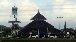 Nama sunda bagi suku sunda sendiri memiliki beberapa makna dan arti yang secara keseluruhan menunjukkan pengharapan akan kebaikan dalam segala aspek. Kerajaan Islam Di Nusantara History Quiz Quizizz