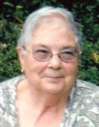 Donna Bonelli's Instagram, Twitter & Facebook