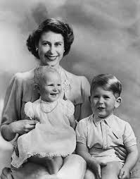 Elizabeth ii), полное имя — елизаве́та алекса́ндра мари́я (англ. S Dnem Rozhdeniya Princessa Anna 10 Interesnyh Faktov O Edinstvennoj Docheri Korolevy Elizavety Ii Hello Russia