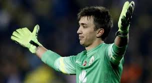 Néstor fernando muslera micol veya kısaca fernando muslera (i̇spanyolca söyleyişi: Fernando Muslera Earns 100th Cap For Uruguay Against Russia Sports News Wionews Com