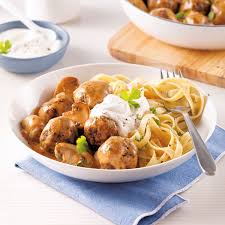 Boulettes De Boeuf Stroganoff 5 15 Healthy Recipes Confort Food Stroganoff