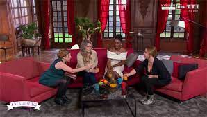Et y a pas de tapis zèbré. Avis Nancy Oceane Marie Et Stephanie Dans 4 Mariages Pour 1 Lune De Miel Du 10 Au 14 02 2020 4 Mariages Pour 1 Lune De Miel Nouveautes Tele Com