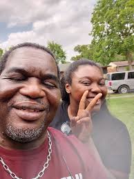 So after my Dr Visit, me and the Drill Sargent went to visit Ms JY &  Bossman. I got a chance to holla at my boy C at the cemetery. Afterwards, I