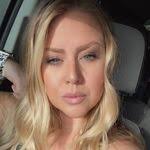 Angie Tarbox's Instagram, Twitter & Facebook