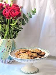 La Cuisine D Ici Et D Isca Palets De Dames Aux Raisins De Corinthe En 2020 Raisin De Corinthe Palets De Dame Raisins