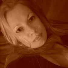 Emma Essex (@EmmaEssex)