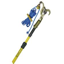 Pruning tall trees is not easy. Jameson Tp 12 14 Telescoping Tree Pruner 6 12 Feet 970748325 Altec Inc