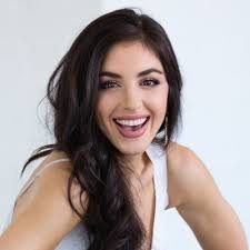 Karina Wallace (@rosieann98)