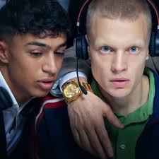 Guldfeber': Energisk underholdende DR-serie er én lang Red Bull-psykose på  et dansk call center