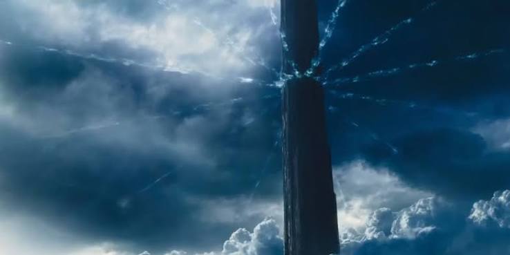 Watch The Dark Tower International Trailer