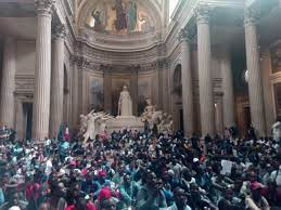 700 Protestierende Besetzten Pantheon Angst Vor Razzien In Den Usa Eroffnung Bundeslager Embrach