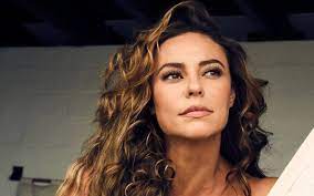Paolla oliveira, born name caroline paola oliveira da silva, is a/an brazilian actress, tv star, media personality, mainly his profession is a/an actress. Paolla Oliveira Opens The Game About Dating Diogo Nogueira It S Light Entertainment Prime Time Zone