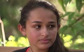 Jennings is notable for being one of the youngest publicly documented people to be identified as transgender. Jazz Jennings Explores Her Sexuality In Upcoming Season Of I Am Jazz Watch The First Trailer The Ashley S Reality Roundup