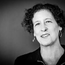 Sarah Goodyear's Instagram, Twitter & Facebook