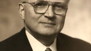 Bud Gates's Instagram, Twitter & Facebook