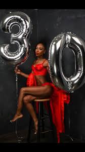 30th Birthday Photoshoot Ideas With Friends Pin On Bday Ideas