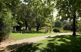 Parcs et espaces naturels à paris : Parc Montsouris Paris Tourist Office