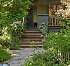 Browse landscapes get ideas for your yard backyards front yards. Lawn Begone 7 Ideas For Front Garden Landscapes Gardenista