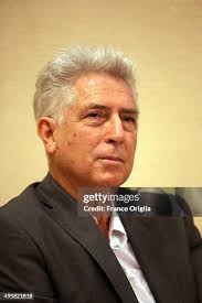 29 Tony Pagliuca Stock Photos, High-Res Pictures, and Images