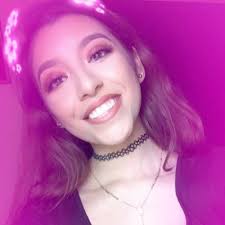 Jackie Solano (@Jayqwelynn)