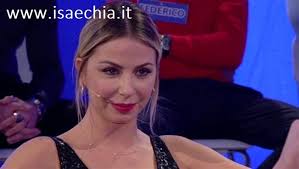 Ecco chi ha scelto sabrina ghio, e qual'è stata la risposta. Uomini E Donne Le Prime Parole Di Sabrina Ghio Dopo La Scelta Isa E Chia