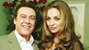 Όλα τα άρθρα με θέμα τολησ βοσκοπουλοσ. Me Eswsan Apo Ta Narkwtika O Tolhs Kai H Antzela Gkerekoy Aixmi Gr Eidhseis Apo Thn Ellada Kai Olo Ton Kosmo Ektakth Epikairothta