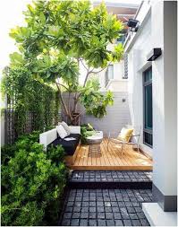 Pin By Molly Wood Garden Design On Jardines Pequenos Y Minimalistas Courtyard Gardens Design Small Backyard Garden Design Small Backyard Gardens
