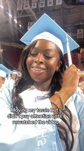 Hey, at the end of the day, all that matters is that you graduated! 😂😭  #hbcu #hbcubuzz #blackcollege 🎥: @chillpleas3