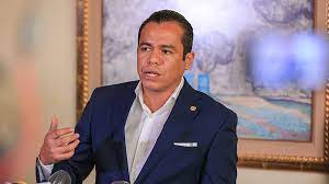 From very early on, bayard, an official at the ministry of finance, took an interest in the development of photography. Ministro De Hacienda No Pago De Fodes Es Con Fines Electorales Verdaddigital Com