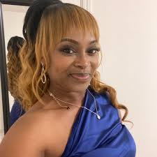 Papi Jay gets invited to a lot of birthday parties and he loves buying  gifts. Here's a video of him taking 1 y/o Mila her birthday gift. He's such  a gentlemen…. #Ace #