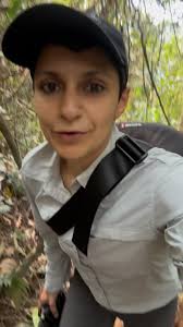 Some fun BTS from 'Sealions of the Galapagos' shoot, with my solid team  @elliedcwildlife @adrian.cabello @hollytarplee @davidreichertdp @chachi.mw  @silverback_films. Stay tuned for the fascinating behavior we filmed 🤗