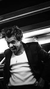 Aesthetic Lockscreen Aesthetic Harry Styles Black And White Harry Styles Wallpapers Tumblr Harry Styles Dimples Harry Styles Live Harry Edward Styles